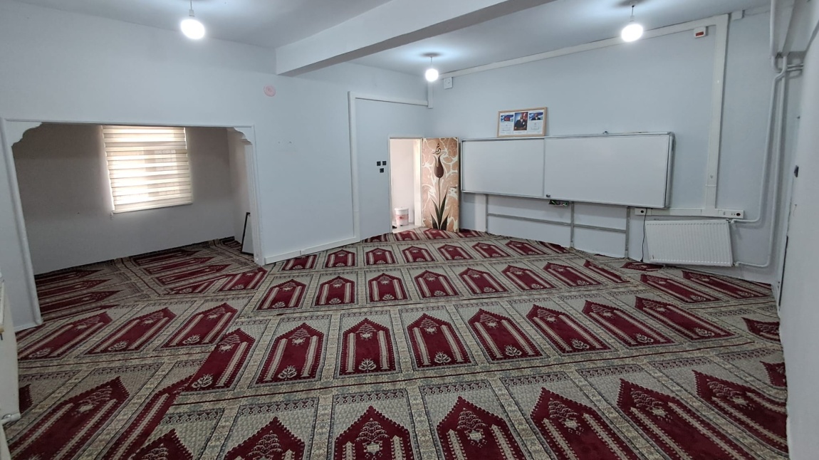 Okulumuz Çok Amaçlı Salonu yeni eğitim öğretim yılına hazır...